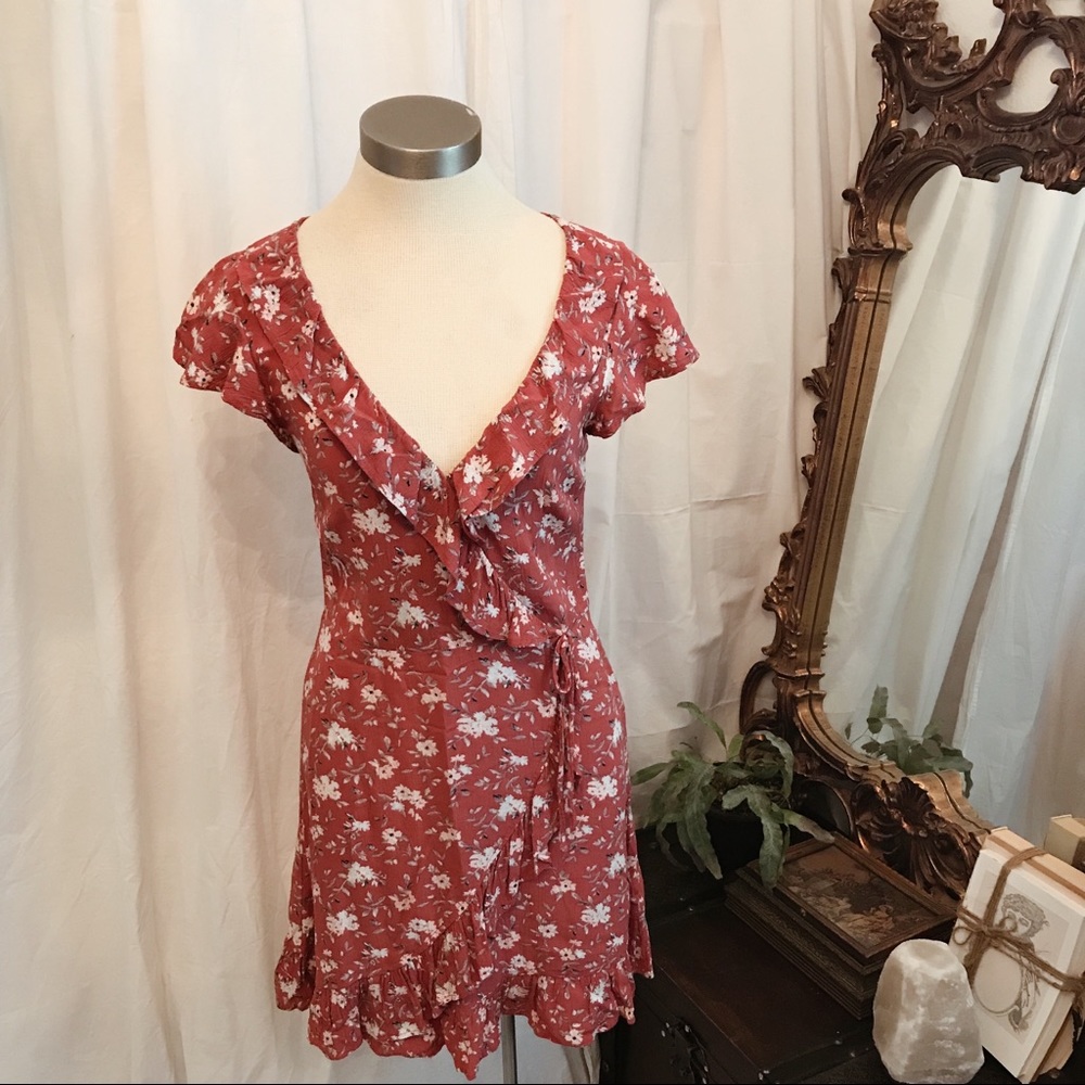 Flutter wrap dress with pink floral print